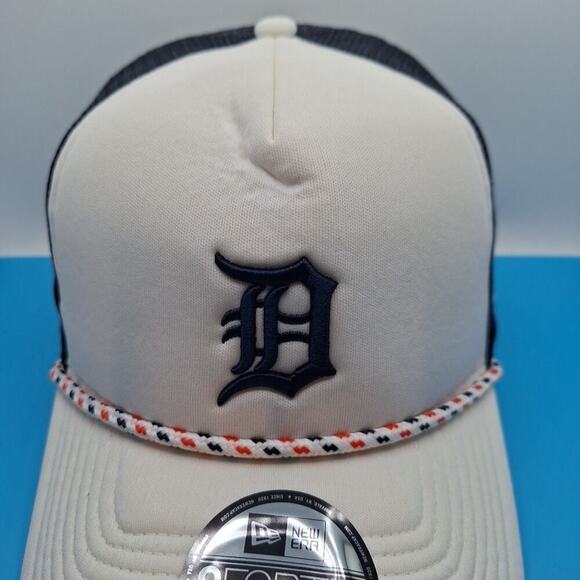 Detroit Tigers New Era 9Forty A-Frame Court Trucker Hat Cap Snapback Rope - Picture 2 of 7